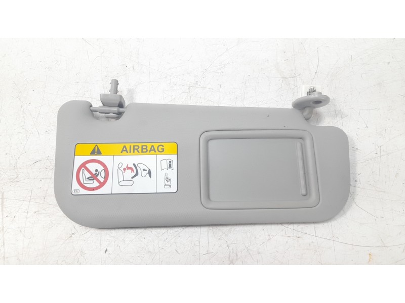 Recambio de parasol derecho para toyota rav4 hybrid 4x2 advance referencia OEM IAM 7431042661B0  