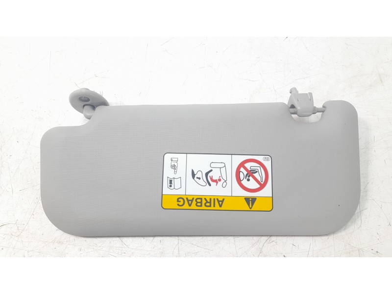 Recambio de parasol derecho para toyota rav4 hybrid 4x2 advance referencia OEM IAM 7431042661B0  