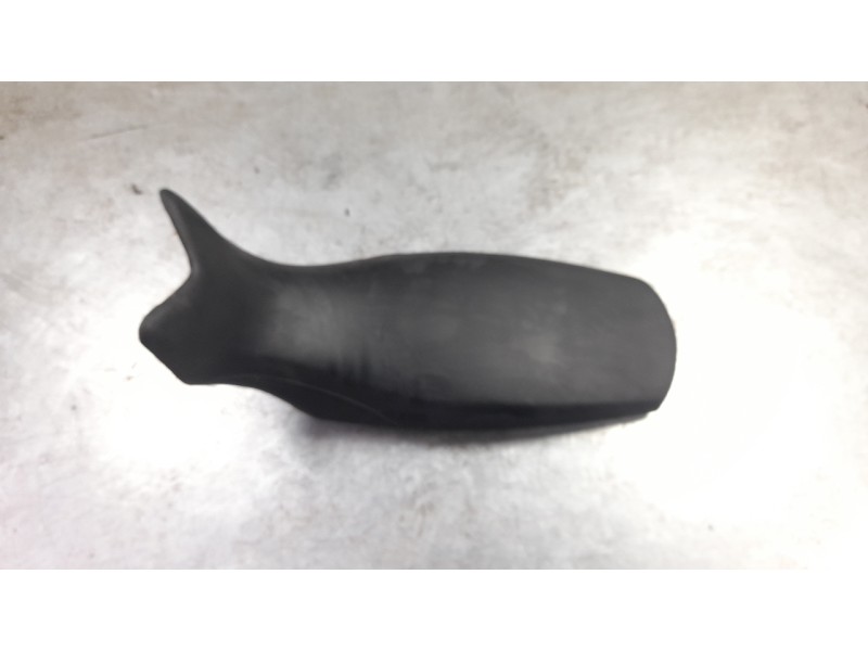 Recambio de asiento para bmw f ( - 800cc) f 700 gs (k70) referencia OEM IAM 52537695013  