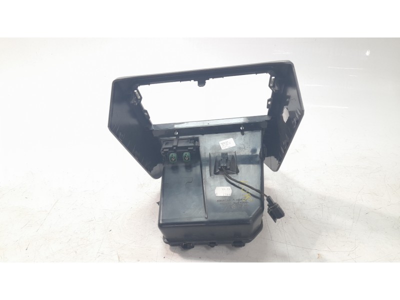 Recambio de moldura para volkswagen t-cross (c11, d31) 1.0 tsi referencia OEM IAM 2GM863680  