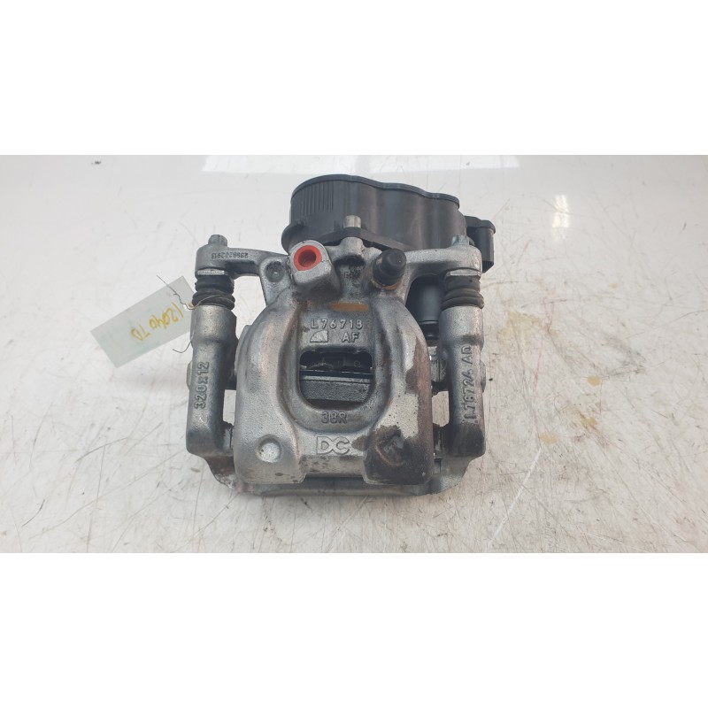 Recambio de pinza freno trasera derecha para mercedes-benz clase gla (bm 247) gla 200 (247.787) referencia OEM IAM L76718 L76718
