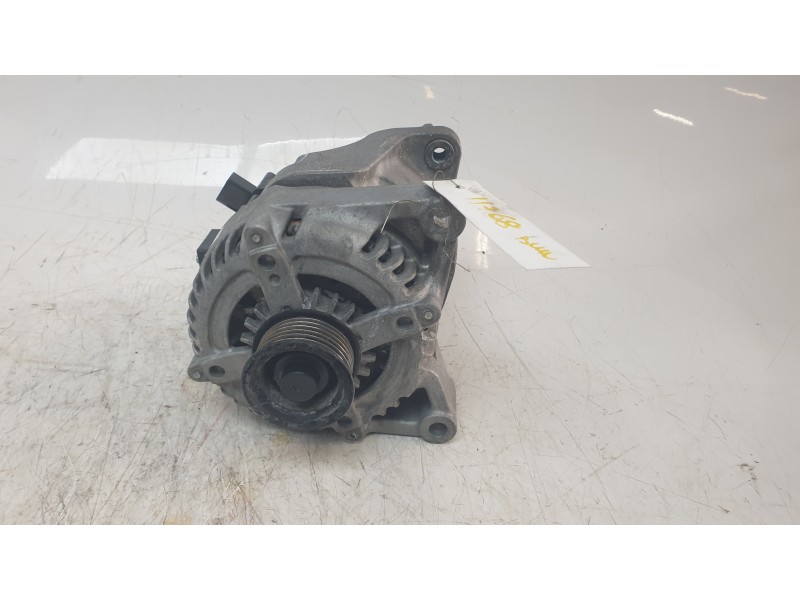 Recambio de alternador para bmw serie 3 lim. (f30) 318d referencia OEM IAM 7640131  