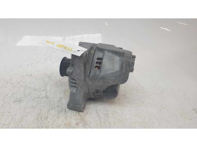 Recambio de alternador para bmw serie 3 lim. (f30) 318d referencia OEM IAM 7640131  