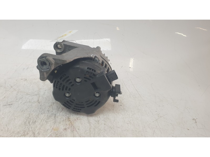 Recambio de alternador para bmw serie 3 lim. (f30) 318d referencia OEM IAM 7640131  