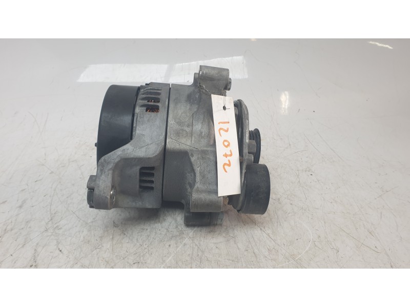 Recambio de alternador para bmw 1 (f40) 118 d referencia OEM IAM 12317640132  alf530504