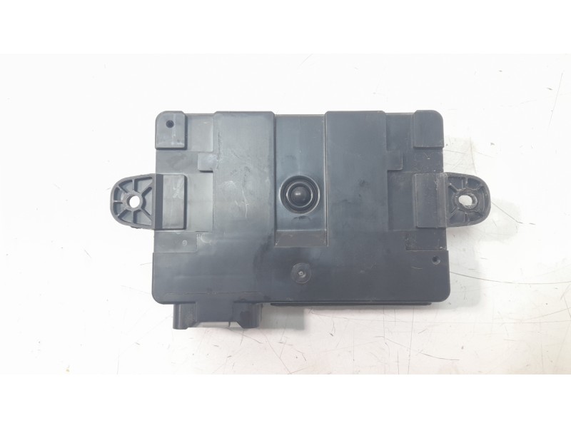 Recambio de modulo electronico para land rover range rover velar 2.0 turbo cat referencia OEM IAM 5E0770637  