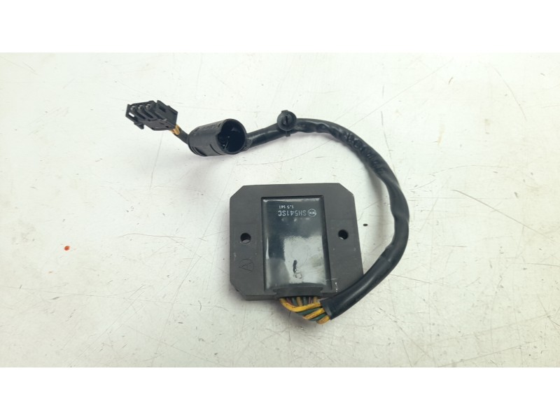 Recambio de regulador de corriente para bmw f ( - 800cc) f 800 gs triple black (k72) referencia OEM IAM SH541SC  
