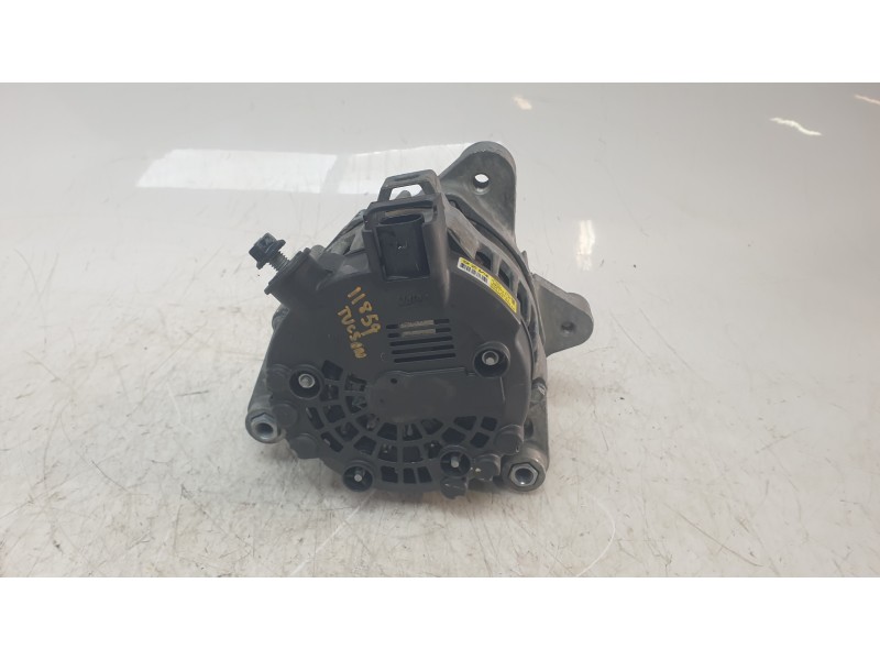 Recambio de alternador para hyundai tucson (nx) klass 2wd referencia OEM IAM 373002M520  