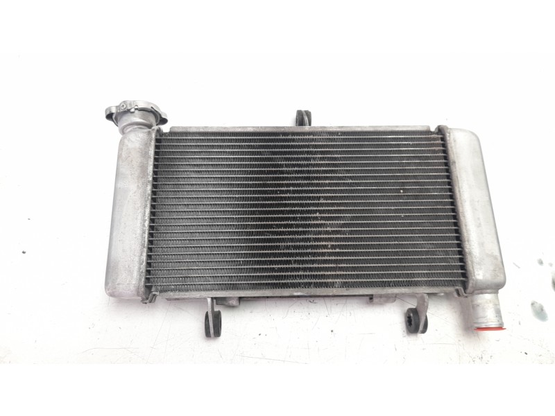 Recambio de radiador agua para honda cb 500f referencia OEM IAM 19010MKPDP1  