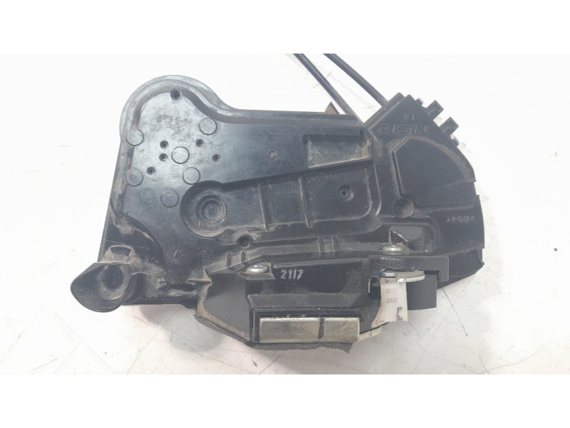 Recambio de cerradura puerta delantera derecha para toyota hilux (gun1) doble cabina dlx 4x4 referencia OEM IAM 6903002480  