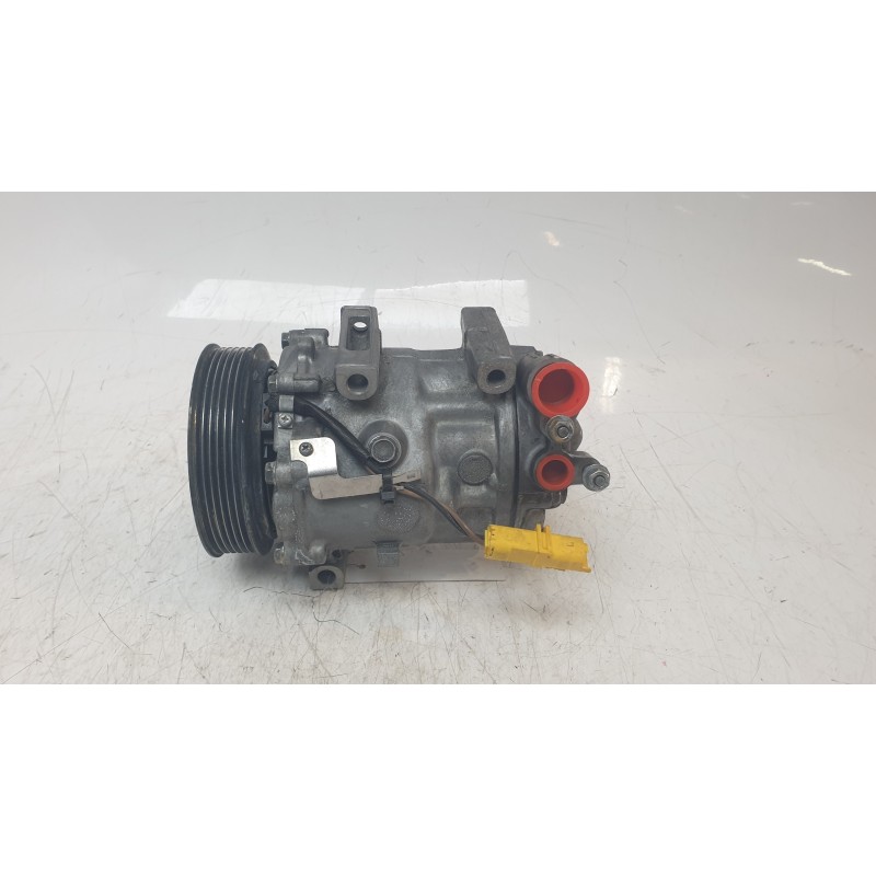 Recambio de compresor aire acondicionado para peugeot 407 (6d_) 2.0 hdi 135 (6drhrh, 6drhre, 6drhrg, 6drhrj) referencia OEM IAM 