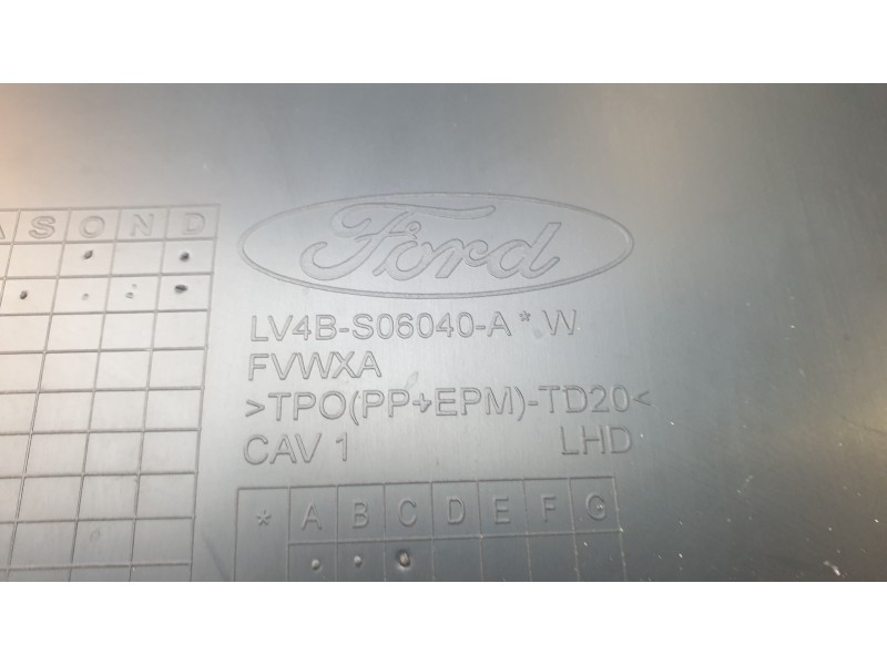 Recambio de guantera para ford kuga titanium referencia OEM IAM LV4BS060T10AL  