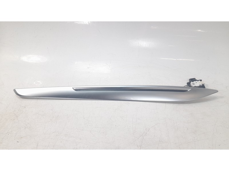 Recambio de moldura para renault megane iv hatchback (b9a/m/n_) 1.3 tce 140 (b9nb) referencia OEM IAM 969301794  