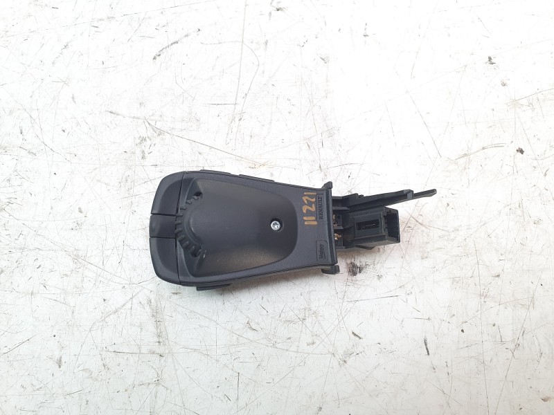 Recambio de mando multifuncion para renault megane iv hatchback (b9a/m/n_) 1.3 tce 140 (b9nb) referencia OEM IAM 255520229R  