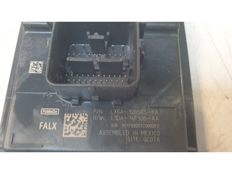 Recambio de modulo electronico para ford kuga titanium referencia OEM IAM LX6A12B565FA  