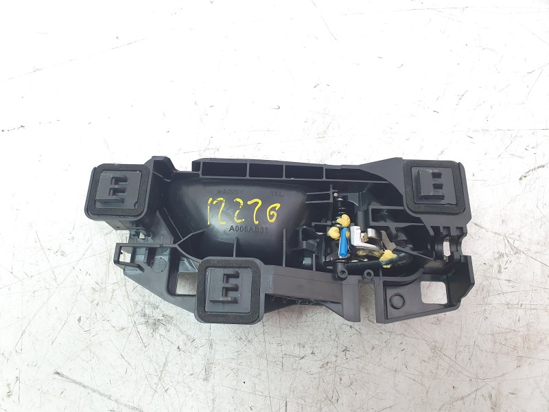 Recambio de maneta interior delantera izquierda para peugeot 208 ii (ub_, up_, uw_, uj_) 1.2 puretech 100 referencia OEM IAM 982