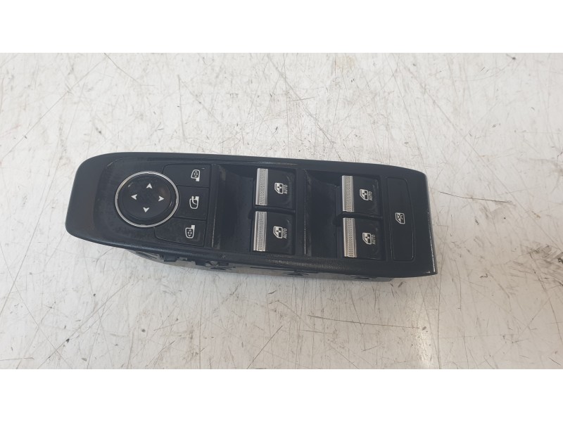Recambio de mando elevalunas delantero izquierdo para renault austral techno referencia OEM IAM 254107821R  