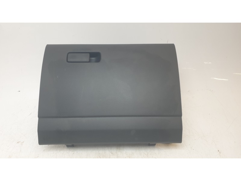 Recambio de guantera para mazda 3 sedán (bp) evolution referencia OEM IAM BEPN6403002  