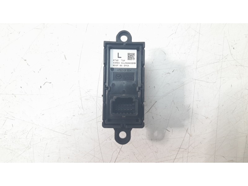 Recambio de palanca freno para mazda 3 sedán (bp) evolution referencia OEM IAM BDGF66EP0A  