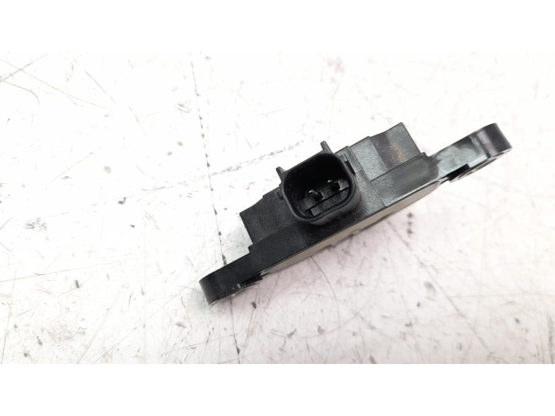 Recambio de elevalunas delantero izquierdo para kia stonic (ybcuv) 1.2 cat referencia OEM IAM 82401H8000  