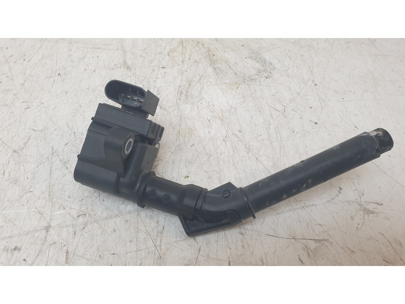 Recambio de bobina encendido para renault austral techno referencia OEM IAM 224332935R A2829060000 