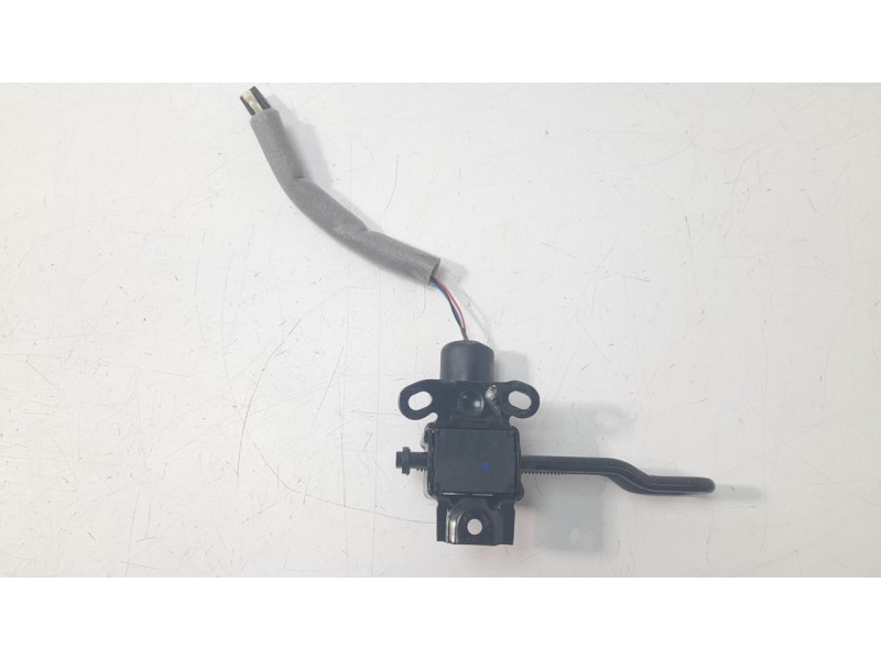 Recambio de modulo electronico para land rover range rover velar 2.0 turbo cat referencia OEM IAM HK83600C73AB  