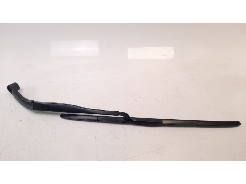 Recambio de brazo limpia delantero izquierdo para hyundai kona 1.0 tgdi cat referencia OEM IAM 98311J9000  