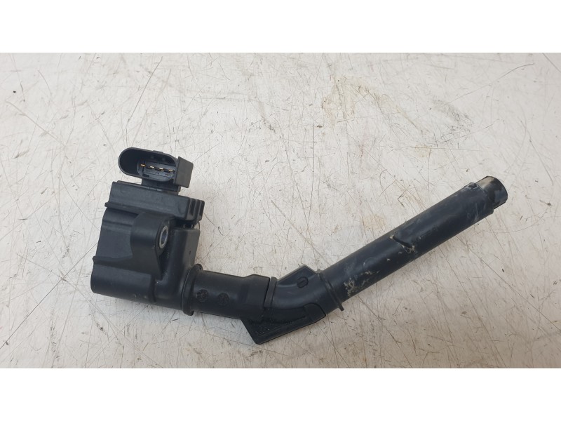 Recambio de bobina encendido para renault austral techno referencia OEM IAM 224332935R A2829060000 