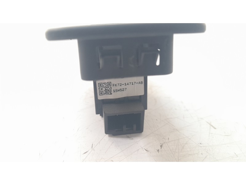 Recambio de mando elevalunas trasero izquierdo para land rover discovery sport hse referencia OEM IAM LR059773  