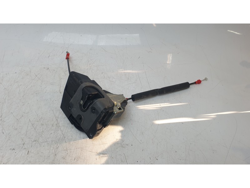 Recambio de cerradura puerta trasera izquierda para land rover discovery sport hse referencia OEM IAM LR078750  