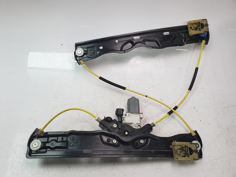 Recambio de elevalunas delantero derecho para land rover range rover velar 2.0 turbo cat referencia OEM IAM J8A223200AB  