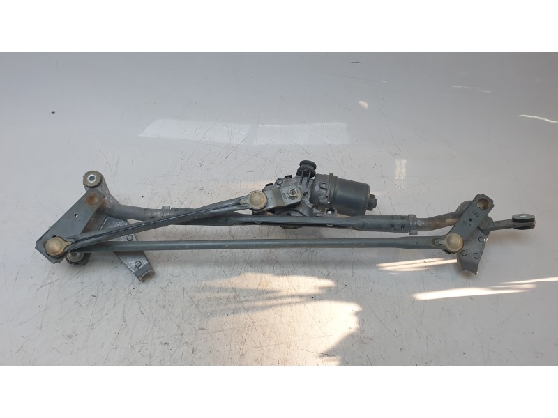 Recambio de motor limpia delantero para land rover discovery sport hse referencia OEM IAM FK7217500AA  