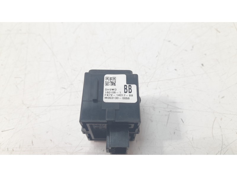 Recambio de interruptor para land rover discovery sport hse referencia OEM IAM FK7214017BB  