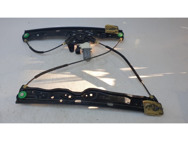 Recambio de elevalunas delantero izquierdo para land rover discovery sport hse referencia OEM IAM FK7223201AC  