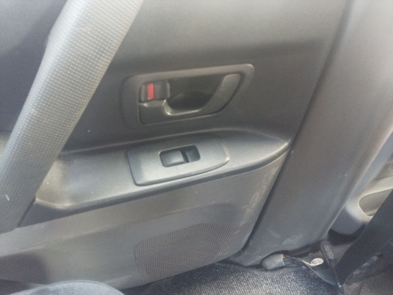 Recambio de mando elevalunas trasero izquierdo para mitsubishi montero iii (v7_w, v6_w) 3.2 di-d (v68w, v78w) referencia OEM IAM