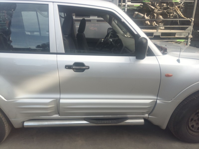 Recambio de puerta delantera derecha para mitsubishi montero iii (v7_w, v6_w) 3.2 di-d (v68w, v78w) referencia OEM IAM   