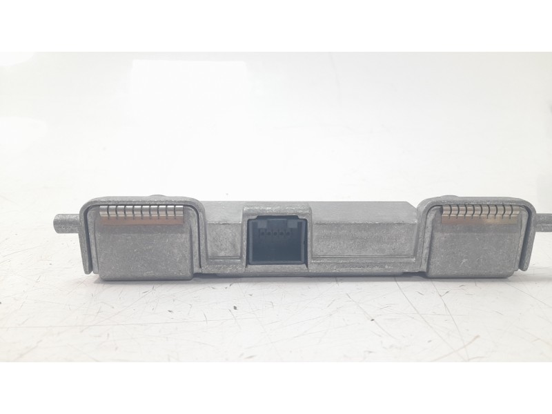 Recambio de camara vision frontal para land rover discovery sport hse referencia OEM IAM HK7219H406  