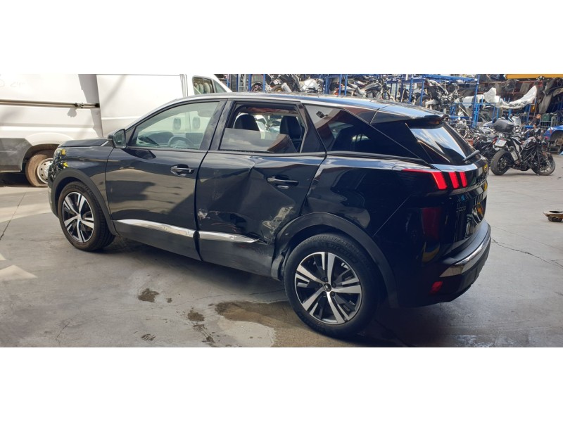 peugeot 3008 del año 2020