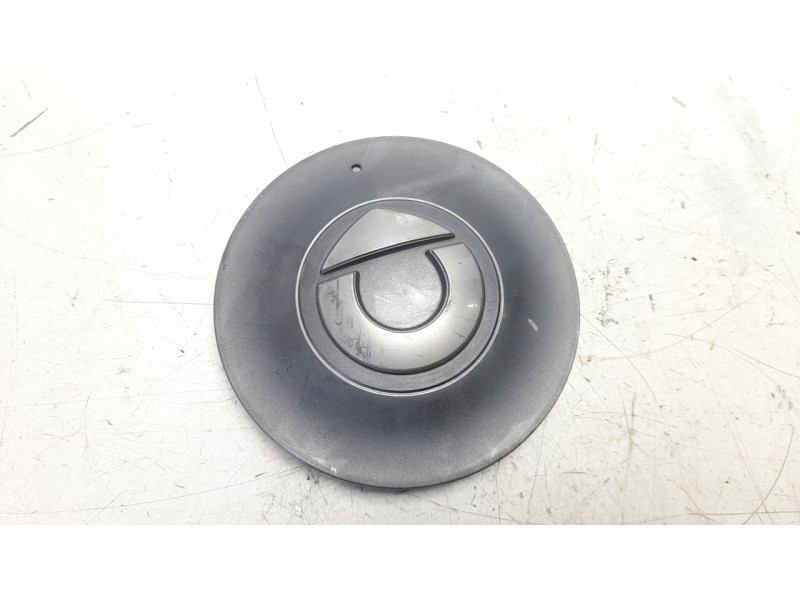 Recambio de tapacubos para smart 1 ev a las 4 ruedas referencia OEM IAM 8890833813  