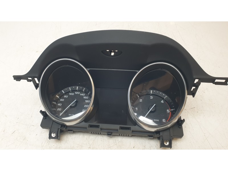 Recambio de cuadro instrumentos para land rover discovery sport hse referencia OEM IAM LR076597  