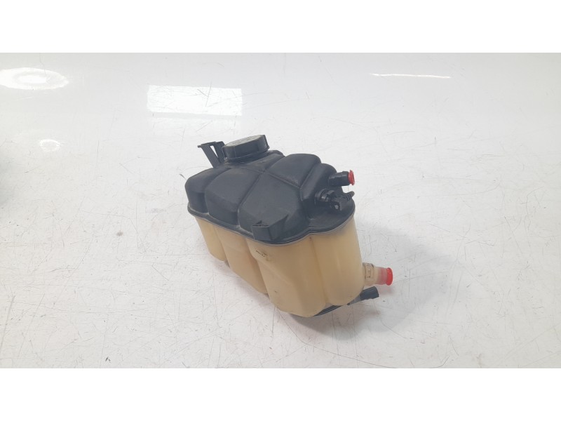 Recambio de deposito expansion para land rover discovery sport hse referencia OEM IAM FK728K218AA  