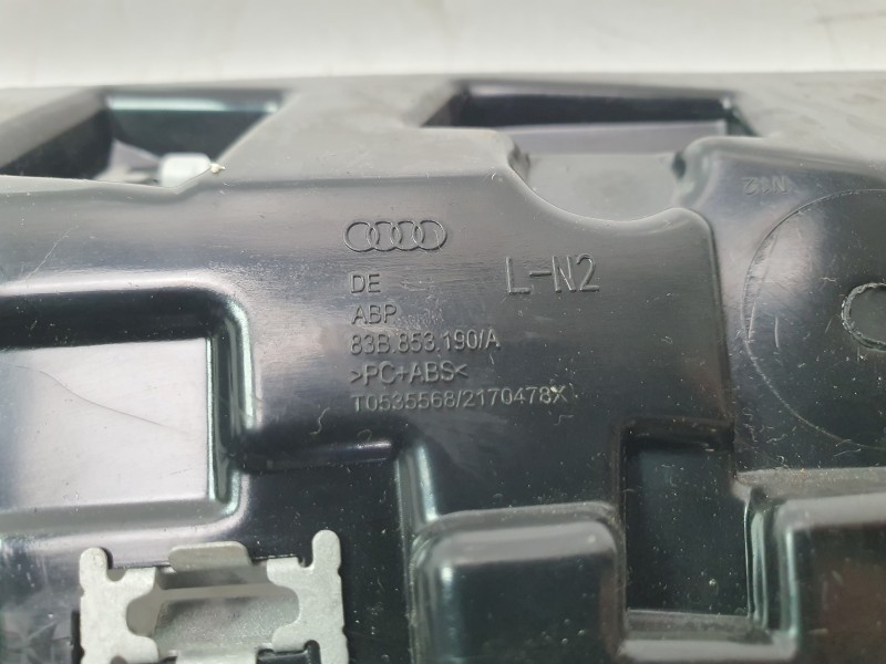 Recambio de moldura para audi q3 sportback (f3n) 35 tdi referencia OEM IAM 83B853190  