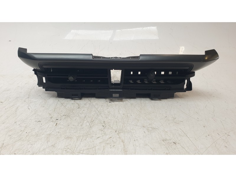 Recambio de aireador central para toyota c-hr hybrid active referencia OEM IAM FC56414060  