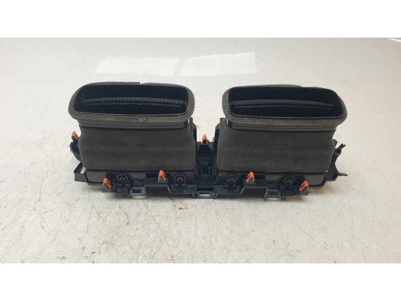 Recambio de aireador central para toyota c-hr hybrid active referencia OEM IAM FC56414060  
