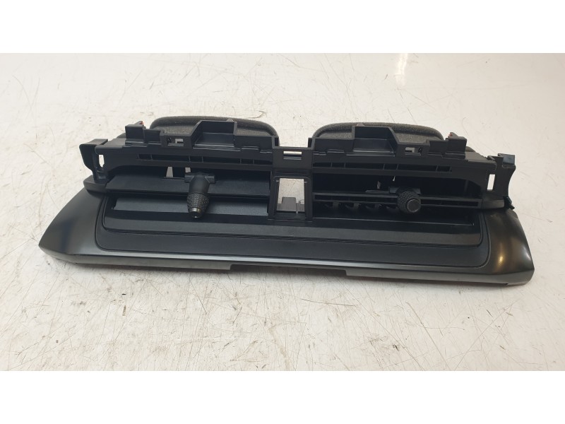 Recambio de aireador central para toyota c-hr hybrid active referencia OEM IAM FC56414060  