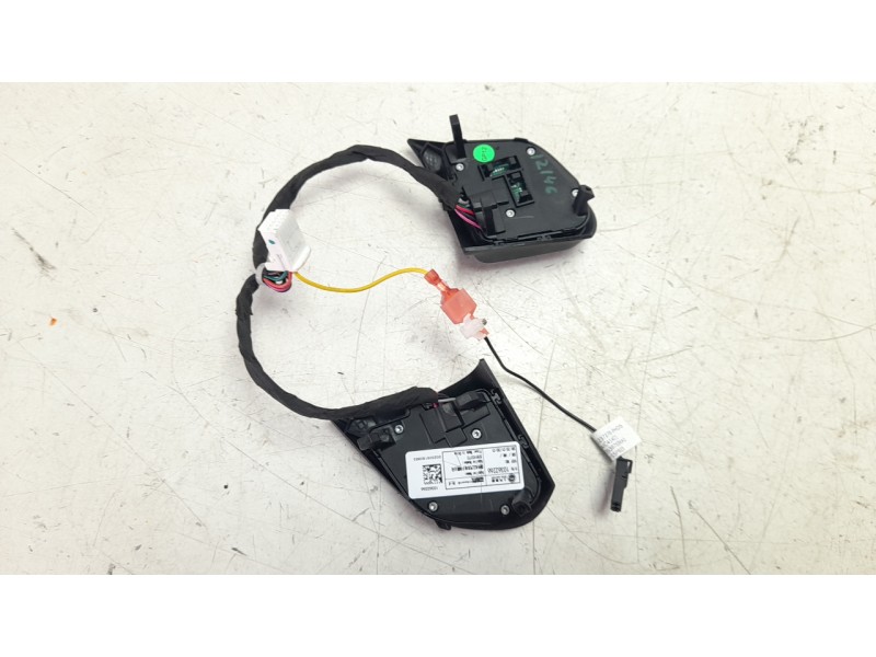 Recambio de mando volante para mg mg zs suv (azs1) 1.5 vti referencia OEM IAM 10362266  