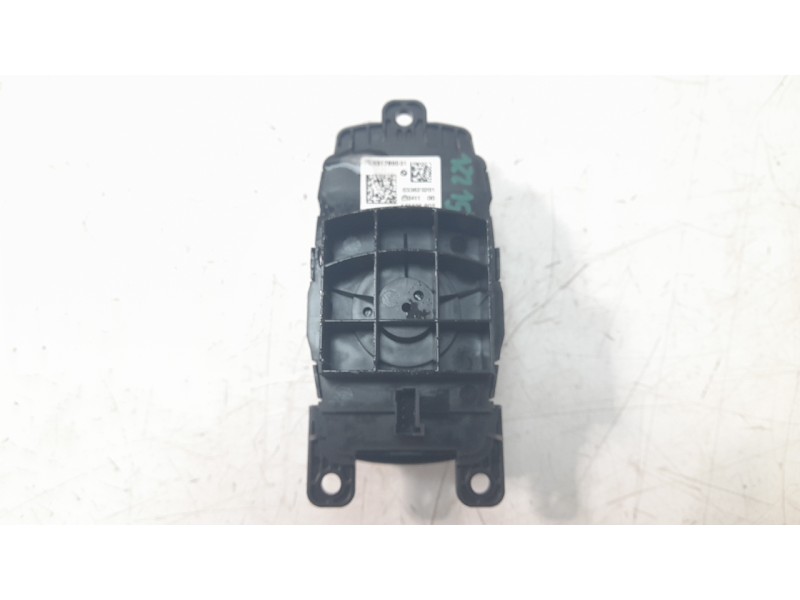 Recambio de mando multifuncion para bmw 1 (f20) 118 d referencia OEM IAM ZE931769501  