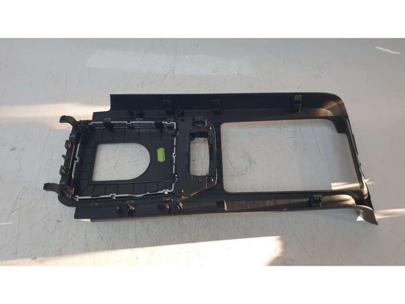 Recambio de aleron trasero para land rover discovery sport hse referencia OEM IAM FK72045K08A FK72045A66E 