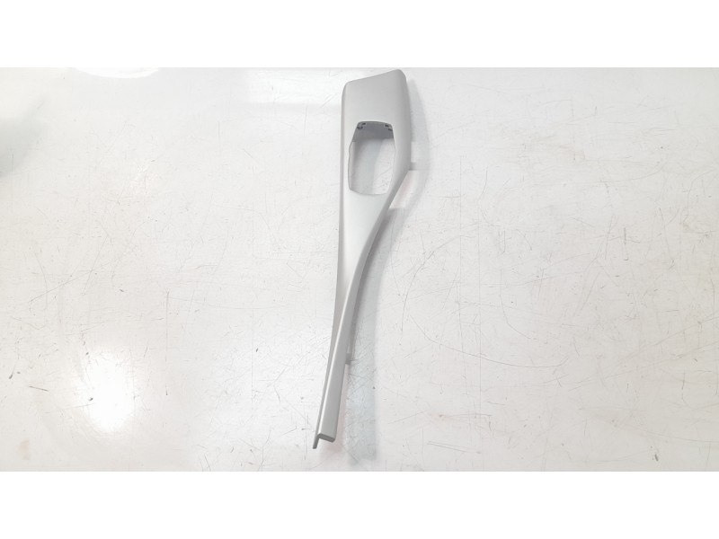 Recambio de moldura para bmw 1 (f20) 118 d referencia OEM IAM   