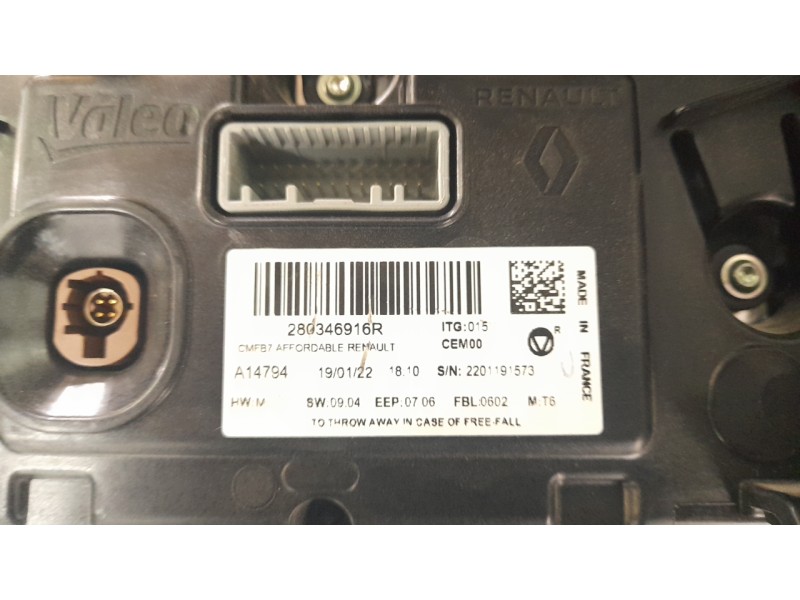 Recambio de pantalla multifuncion para renault clio v intens referencia OEM IAM 280346916R  